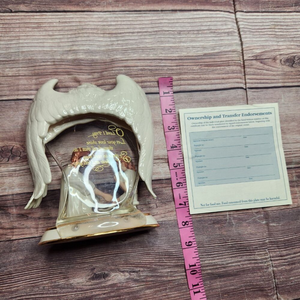 The Bradford Exchange Heavens Gentle Touch "Angel Of Love" RN Nurse Figurine - Picture 3 of 9